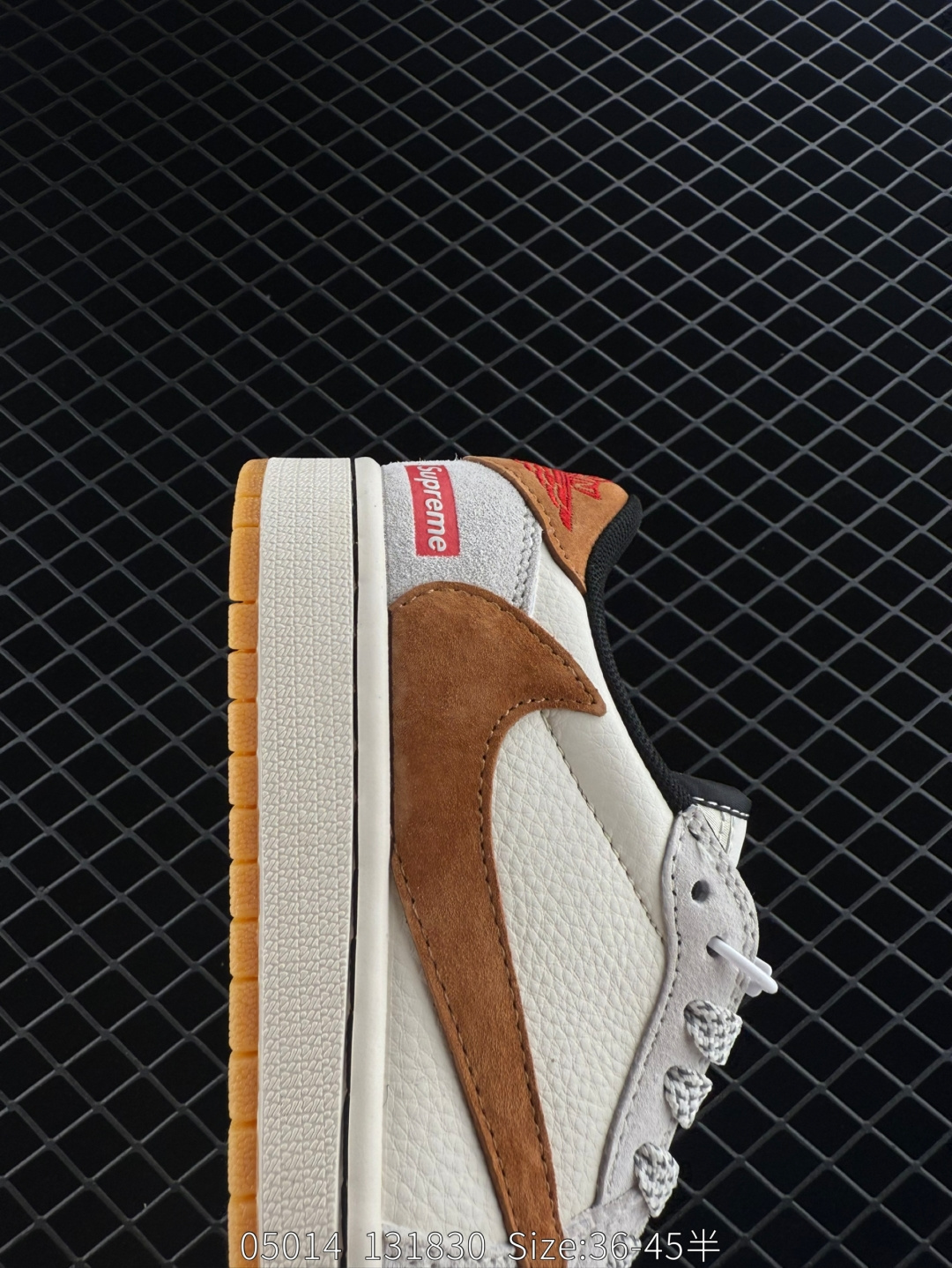 Travis Scott x Air Jordan 1 ” Reverse Mocha “